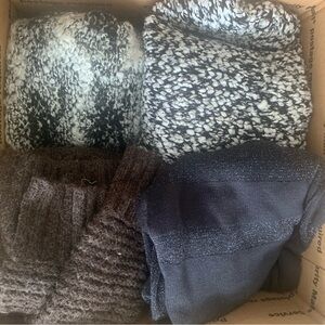 Box of FOUR Pre-Owned Women's Size S Sweaters American Eagle Lou and Gray